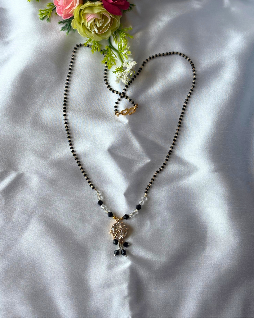 AD Pendant Minimal Mangalsutra