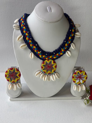 Cowrie Charm Necklace Set