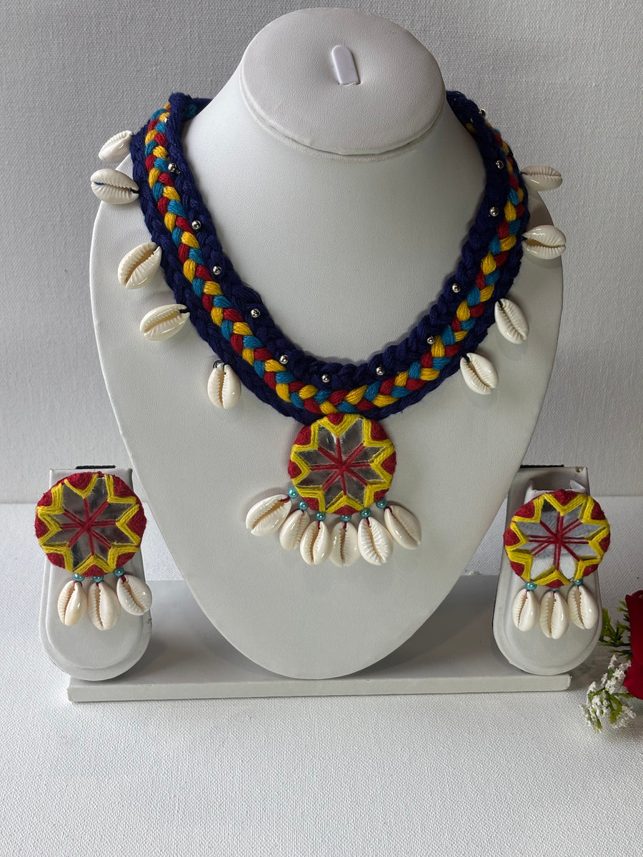 Cowrie Charm Necklace Set