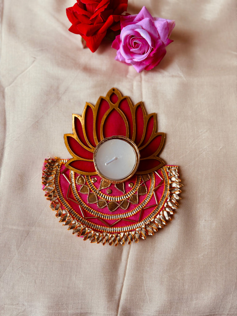 Lotus Radiance T-Light Holder